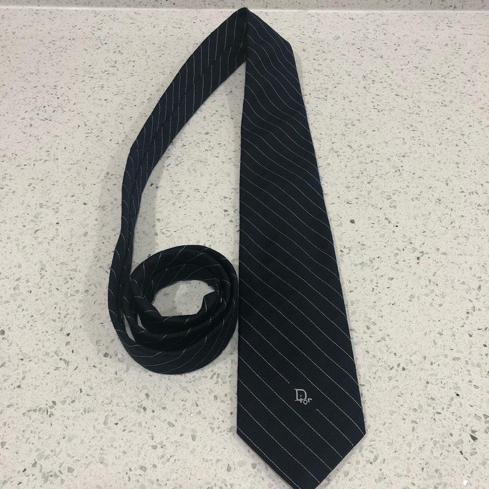 Sold - Picture 2 of 6